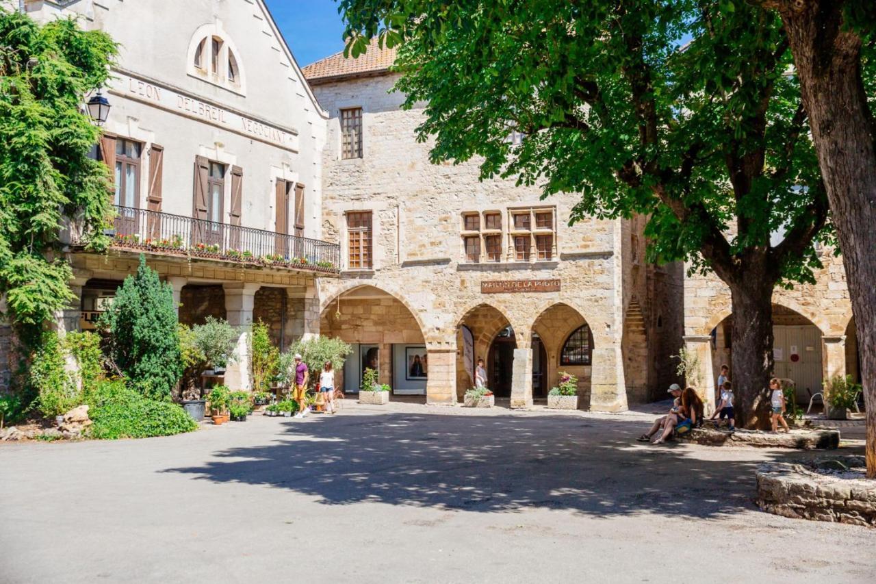 L'Hostellerie De Saint-Jacques Villeneuve-dʼAveyron Εξωτερικό φωτογραφία